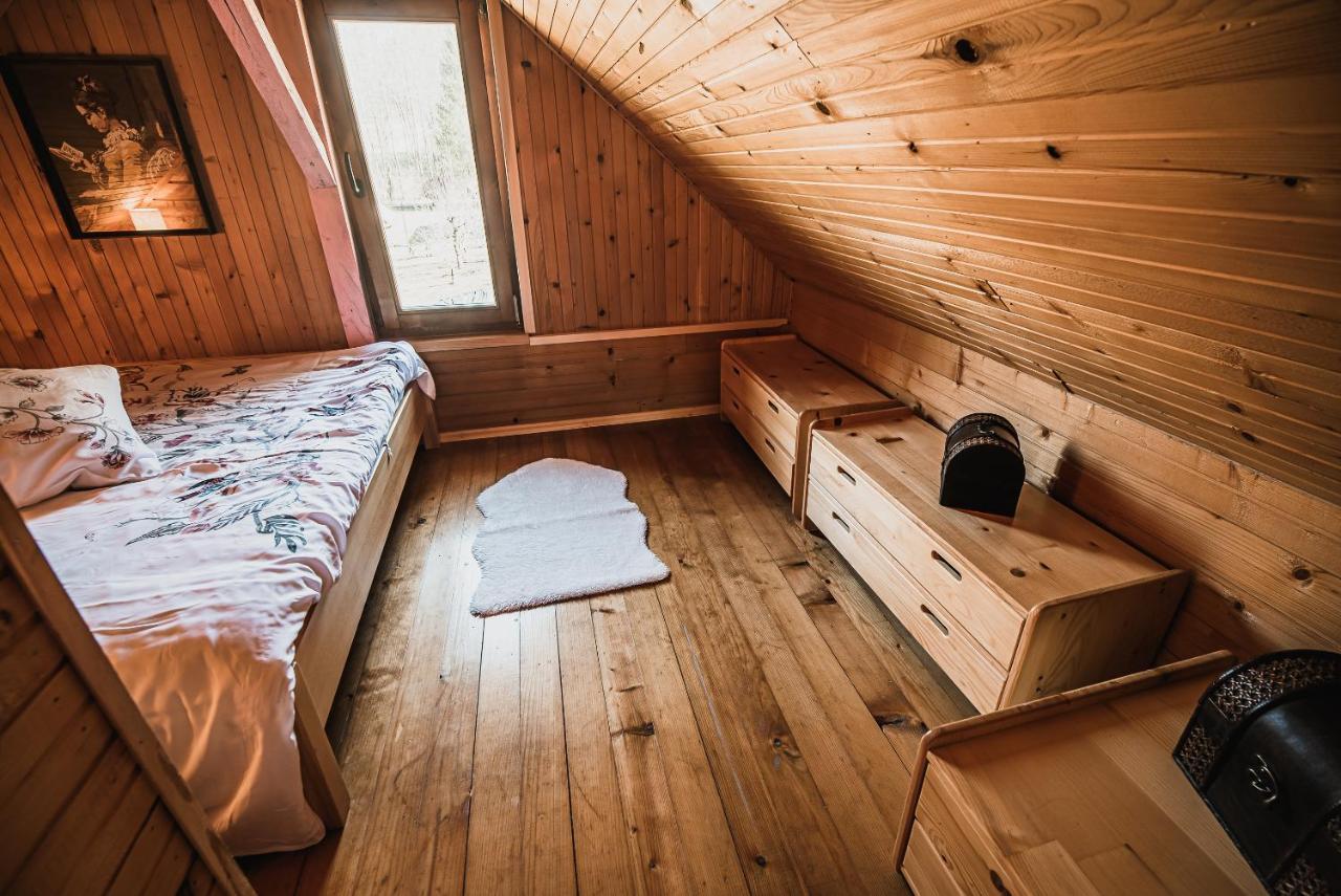 Wooden Cabin Zurej With Hot Tub Bukovje v Babni Gori Exterior foto