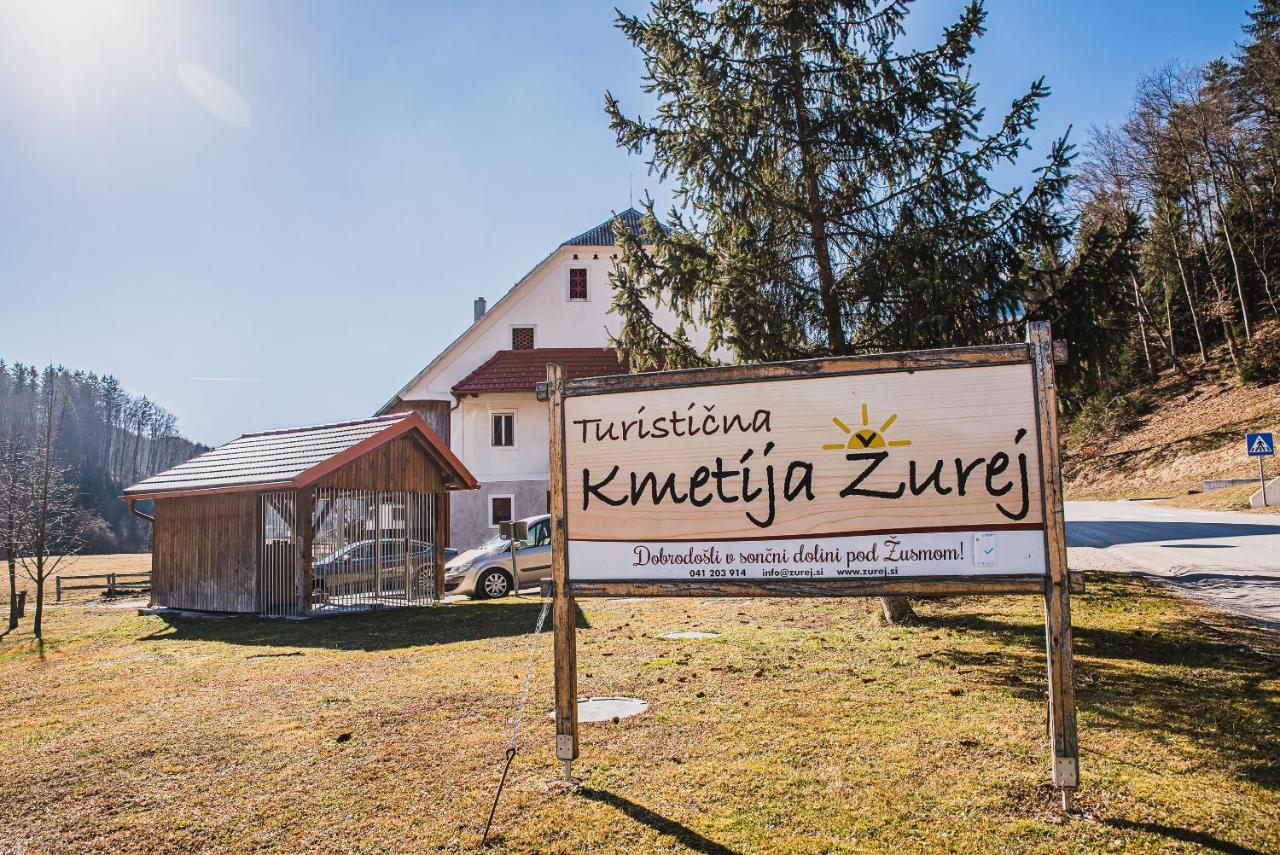 Wooden Cabin Zurej With Hot Tub Bukovje v Babni Gori Exterior foto